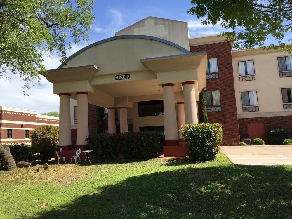 Quality Inn & Suites Lampasas Exterior foto